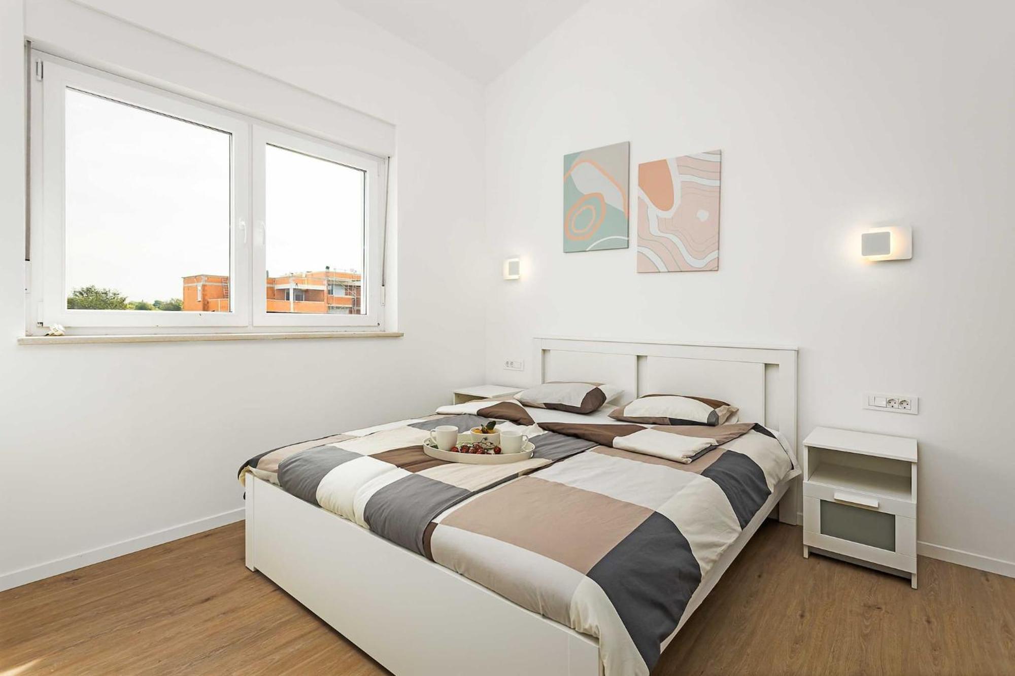 Lana Luxe Apartment Pula Ngoại thất bức ảnh